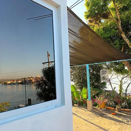 Appartamento Casa Zoila Hospedaje Frente Al Lago Lakefront Lodging